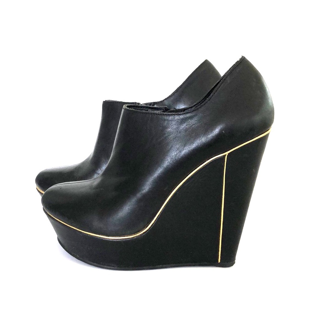 Messeca New York black boot heel shoes